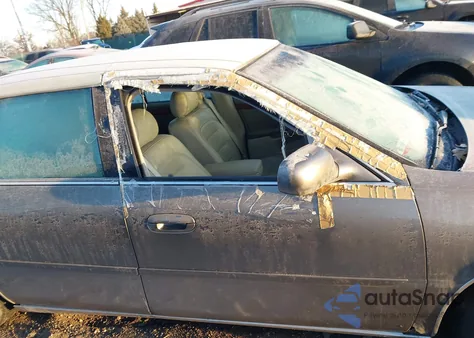 2003 Cadillac Deville Standard z USA, uszkodzony, nr VIN 1G6KD54Y03U105356